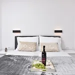 Апартаменты Apartment Garden Retreat - Free Parking & Cozy Yard
